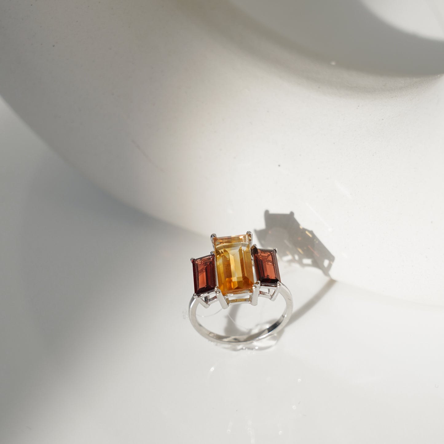 3 bagget citrine + garnet gemstone ring