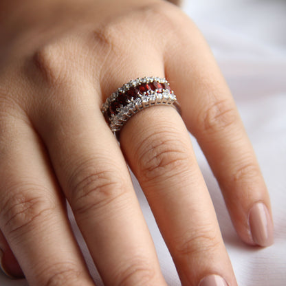 Twinkling Garnet Silver Ring