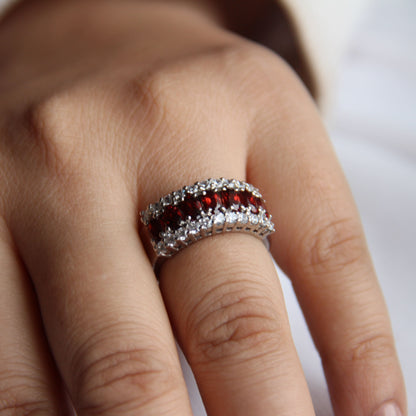 Twinkling Garnet Silver Ring