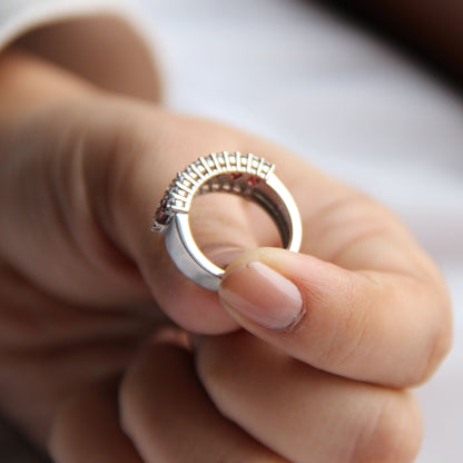 Twinkling Garnet Silver Ring