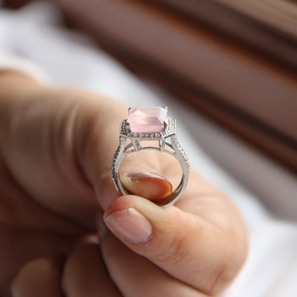 Gleaming Rose Quartz Statement Ring