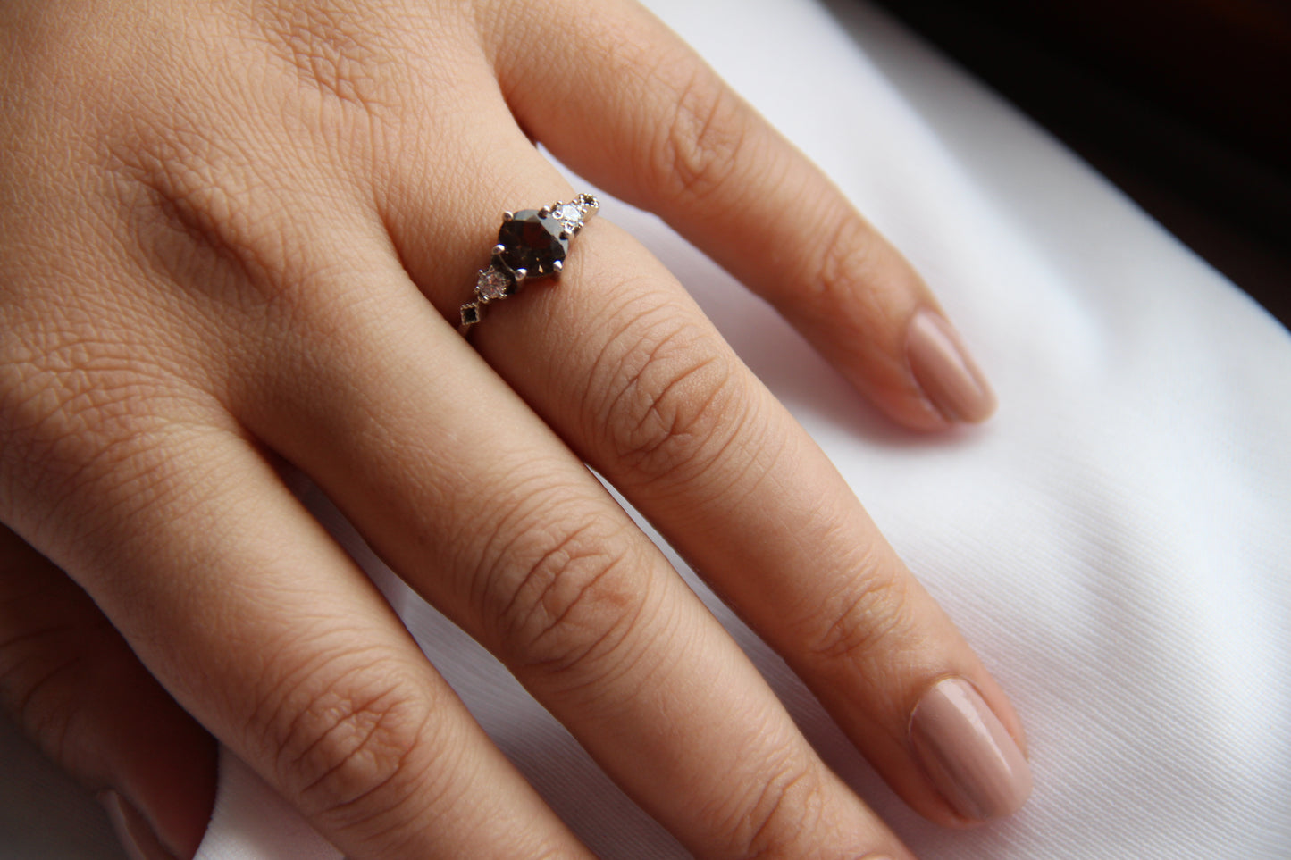 Drop of love smoky ring