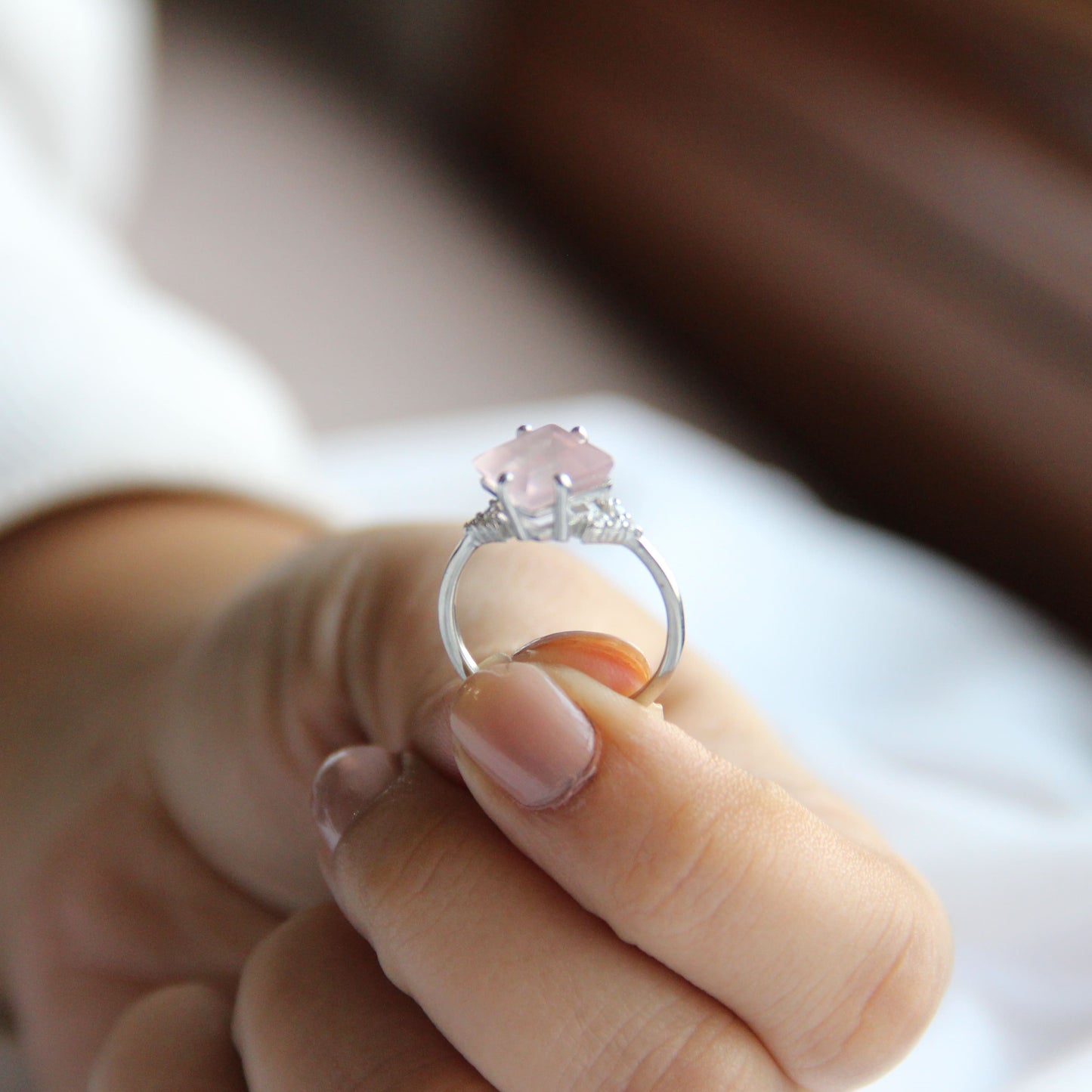 Squared Gleam Rose quartz Ring