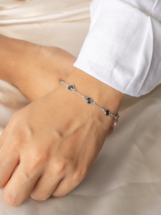 Subtle Embrace - London Blue Topaz - Bracelet