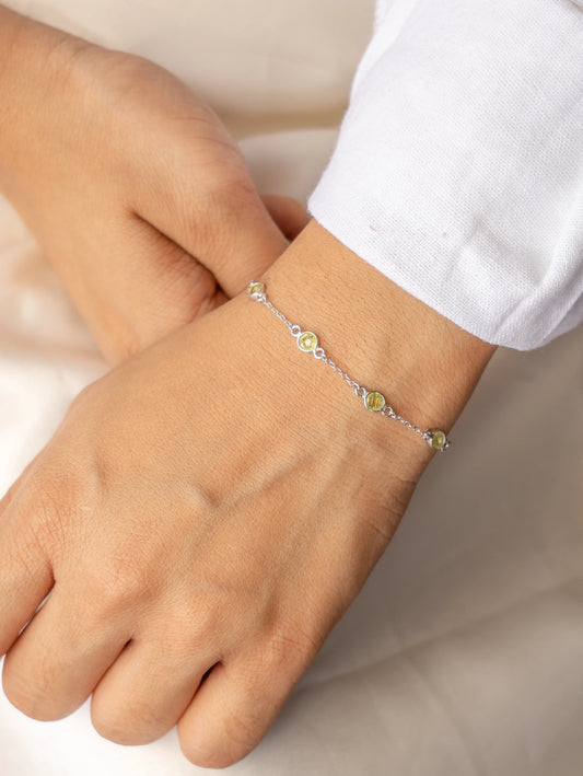 Tiny Symphony - Peridot- Bracelet