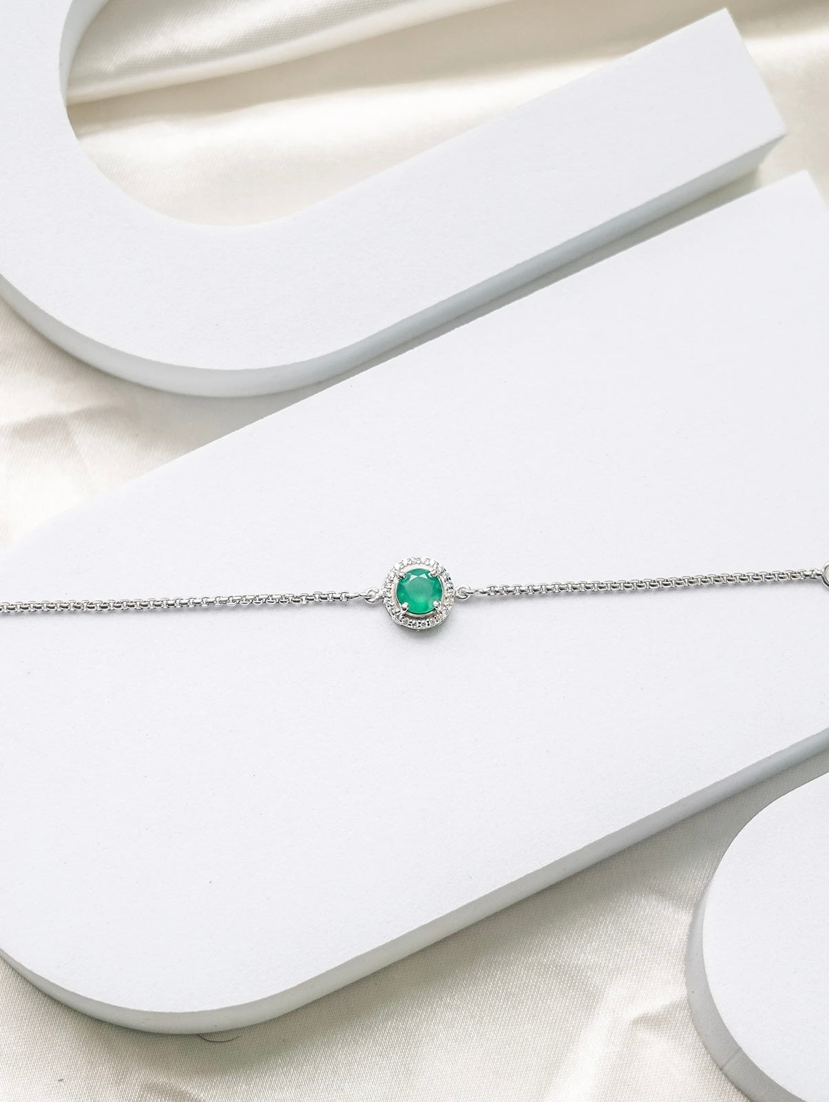 Eternal Round Symphony- Green Onyx Bracelet