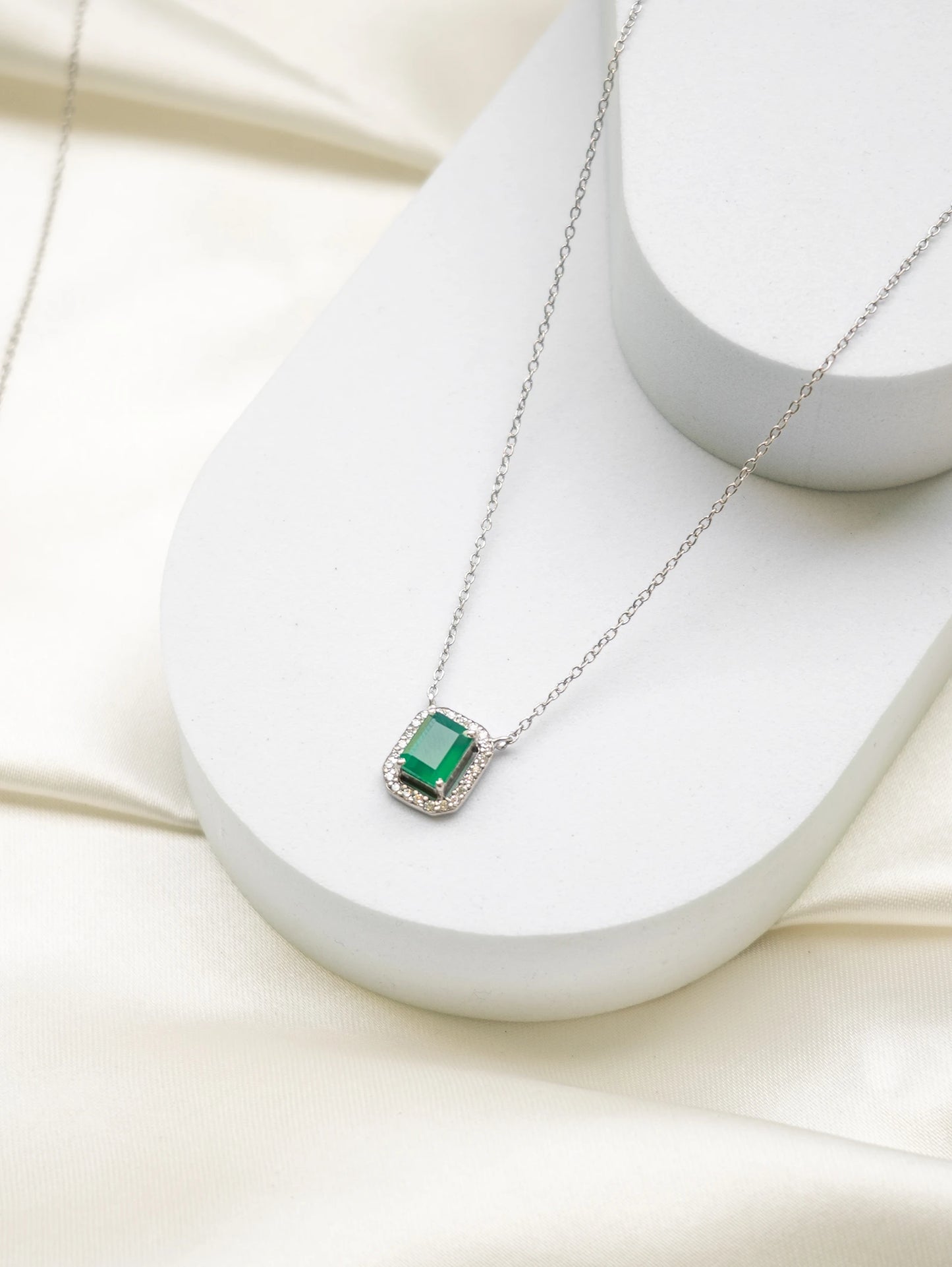 Cherished Charm - Green Onyx - Necklace