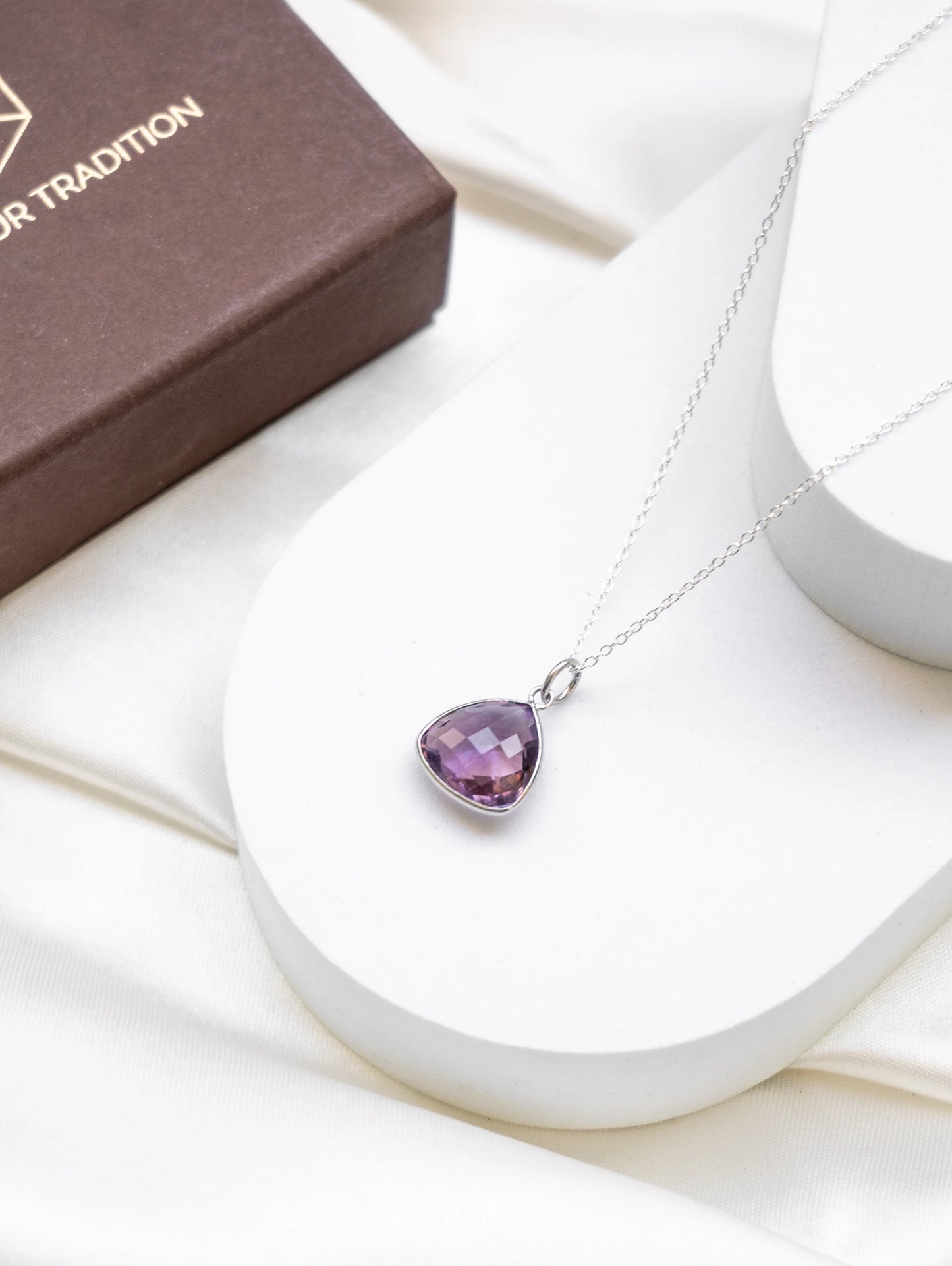 Drop of Light - Amethyst - Necklace