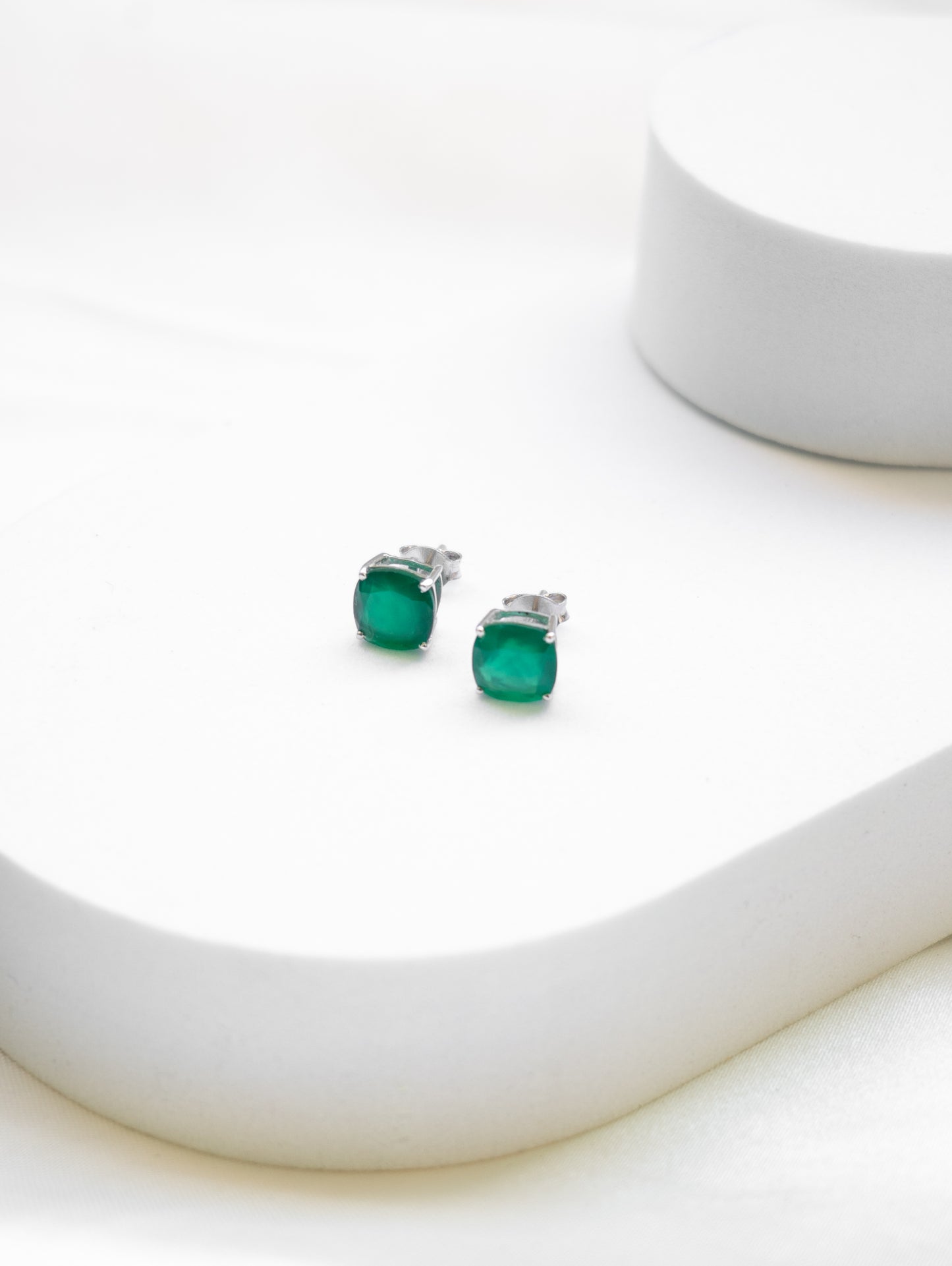 Luminous Charm - Green Onyx - Earrings