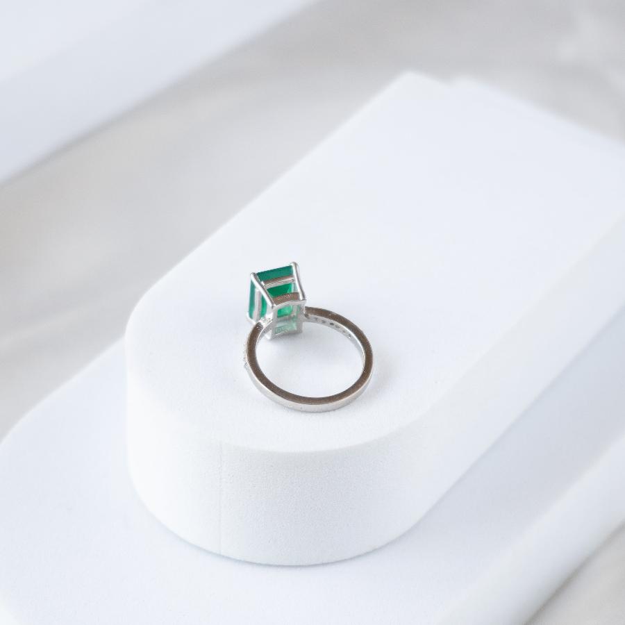 Modern Muse Green Onyx Ring