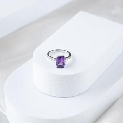 Modern Muse Amethyst Ring