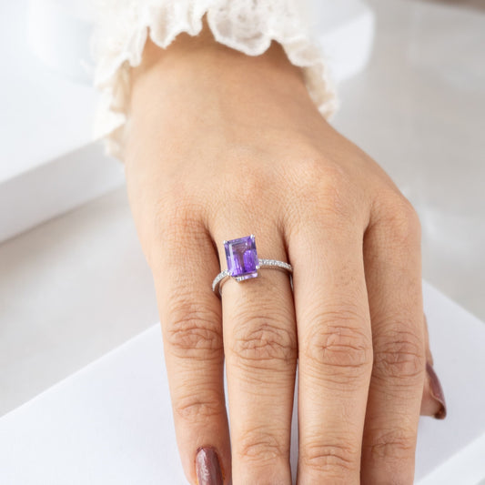 Modern Muse Amethyst Ring