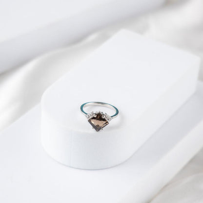 Squared Gleam Smoky Quartz Ring