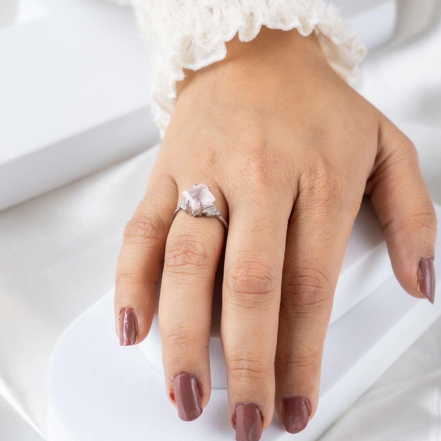 Squared Gleam Rose quartz Ring