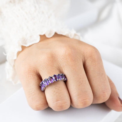 Graceful Curve Amethyst Ring