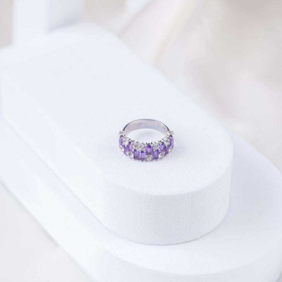 Gem Grid Amethyst Ring Band